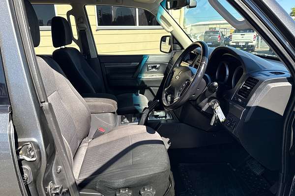 2019 Mitsubishi Pajero GLX NX