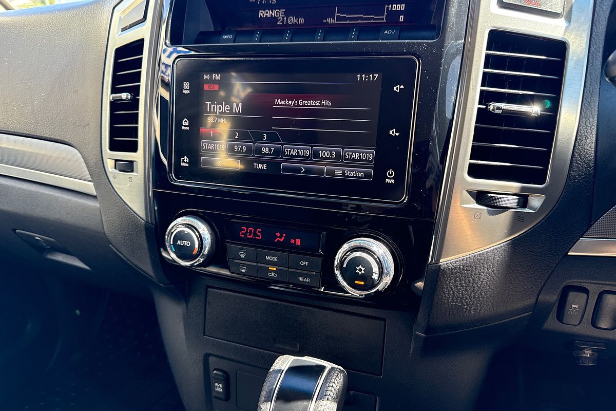 2019 Mitsubishi Pajero GLX NX