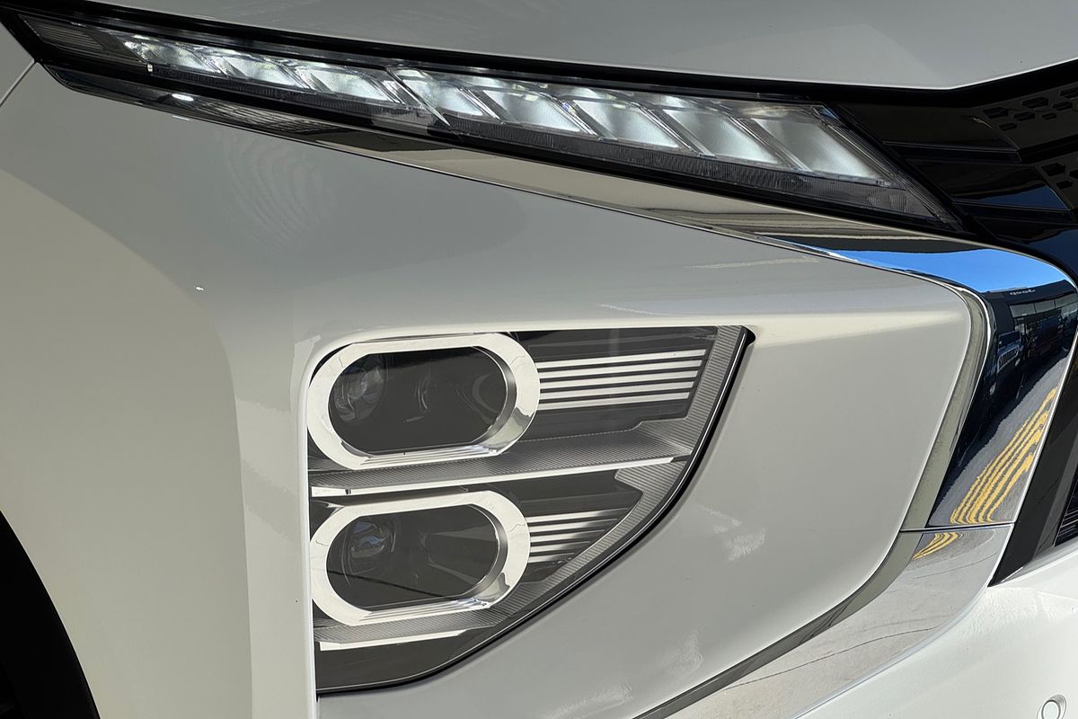 2023 Mitsubishi Eclipse Cross Exceed YB