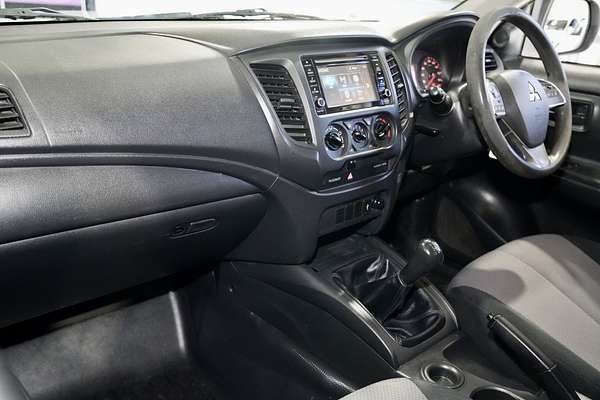 2019 Mitsubishi Triton GLX MR Rear Wheel Drive