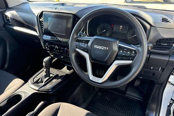 2022 Isuzu D-MAX SX High Ride  Rear Wheel Drive