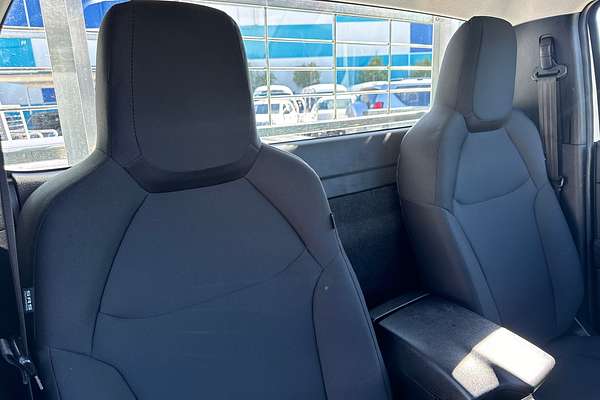 2022 Isuzu D-MAX SX High Ride  Rear Wheel Drive