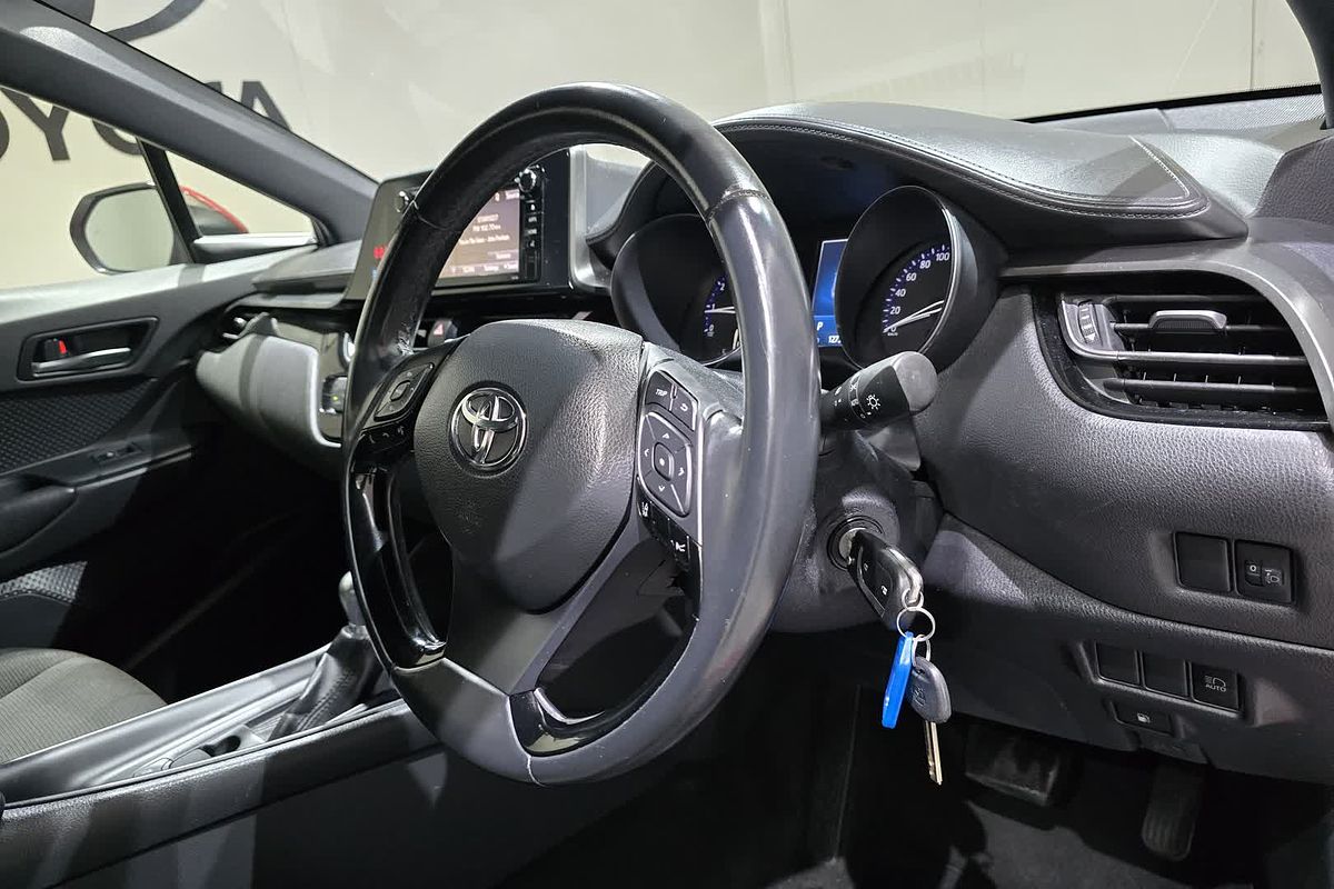 2018 Toyota C-HR C-HR Standard 2WD 1.2L Petrol Auto CVT Wagon NGX10R