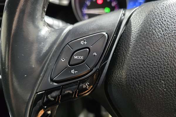 2018 Toyota C-HR C-HR Standard 2WD 1.2L Petrol Auto CVT Wagon NGX10R
