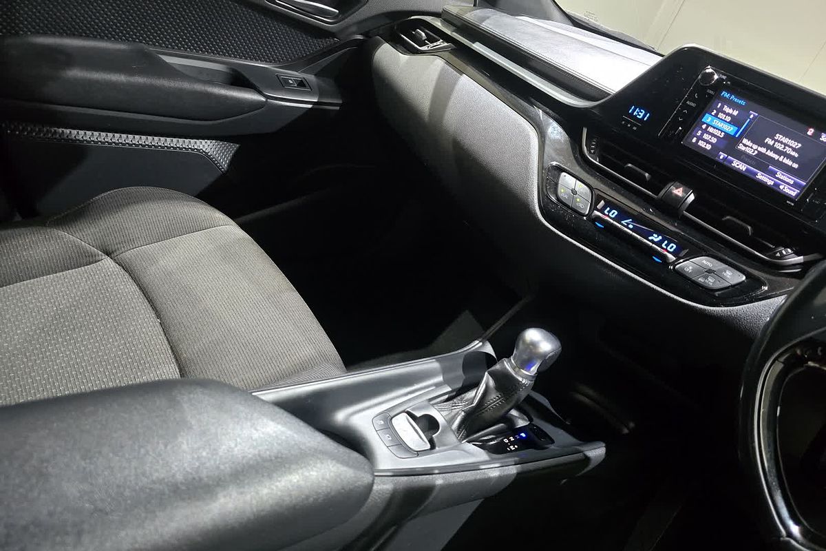 2018 Toyota C-HR C-HR Standard 2WD 1.2L Petrol Auto CVT Wagon NGX10R