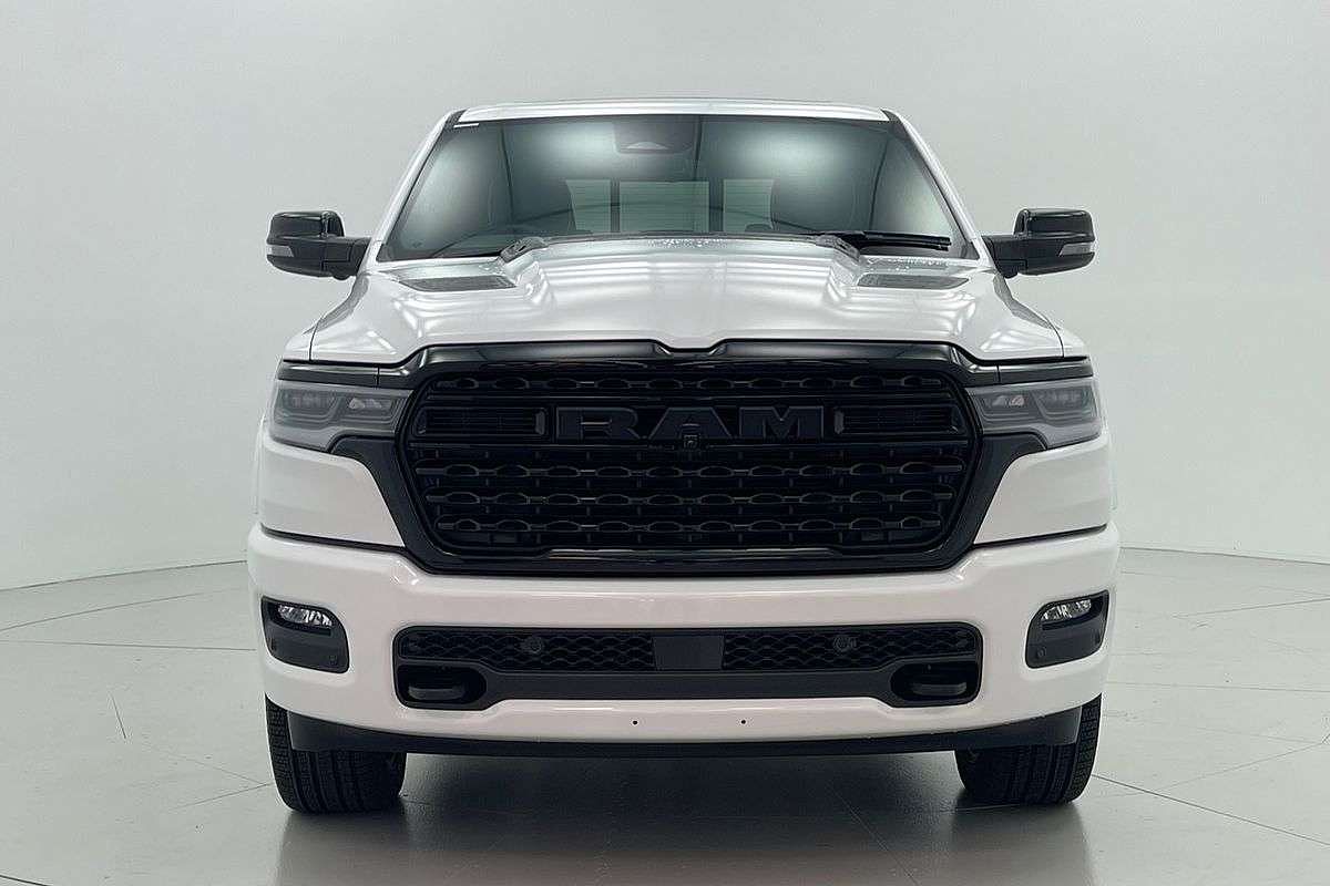 2025  Ram Trucks 1500 Limited Crew Cab RamBox  (DT6M9822M.25/XB9)