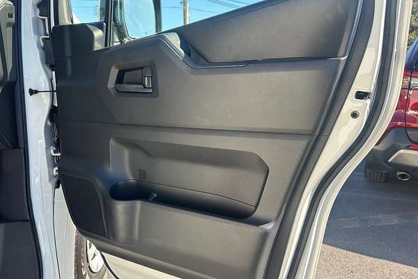 2023 Toyota Hiace GDH300R