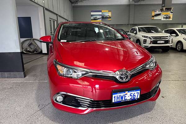 2017 Toyota Corolla Ascent Sport ZRE182R