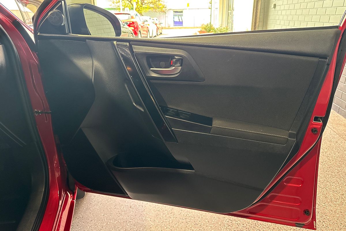 2017 Toyota Corolla Ascent Sport ZRE182R