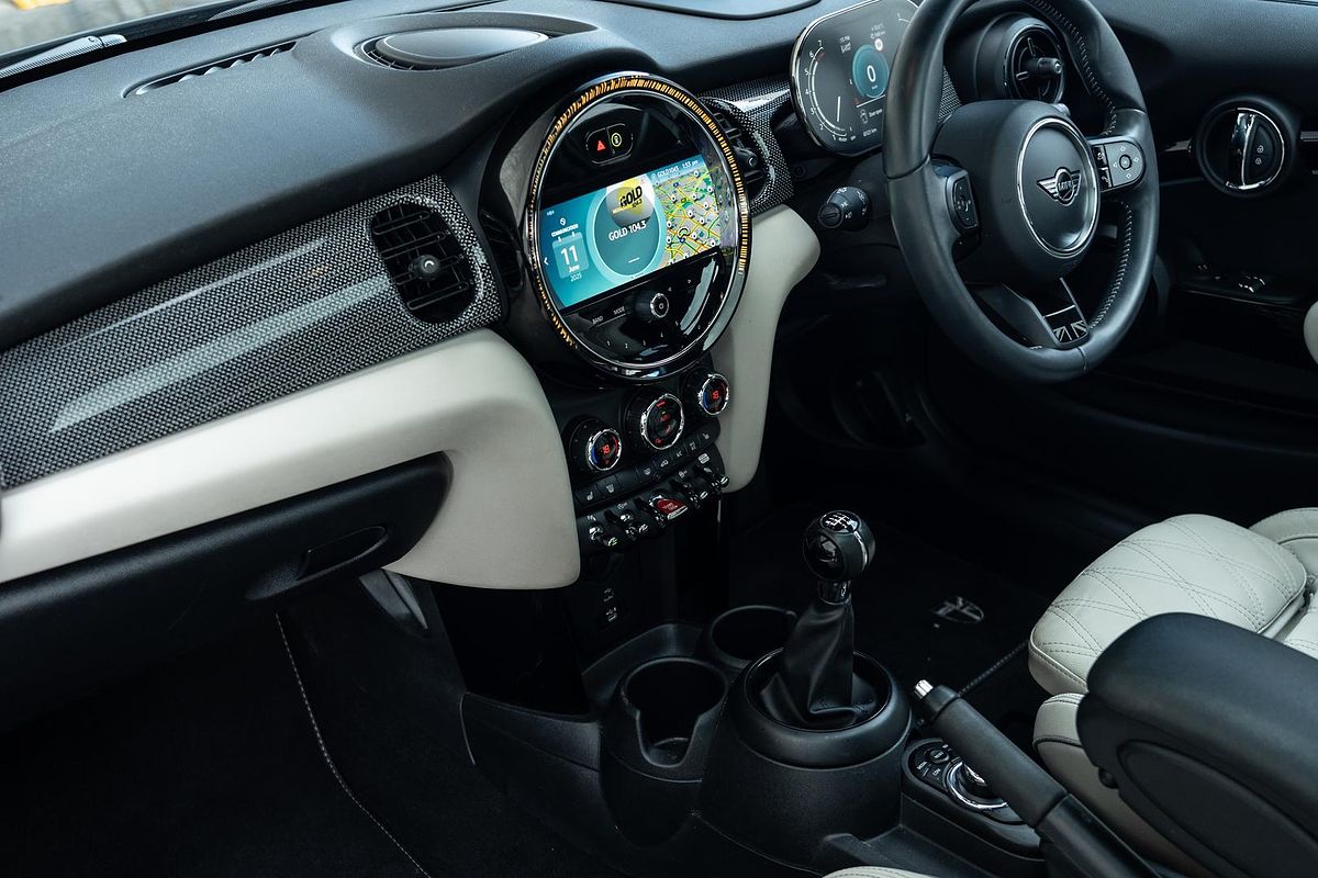 2022 MINI Hatch Cooper S Classic F56 LCI-2