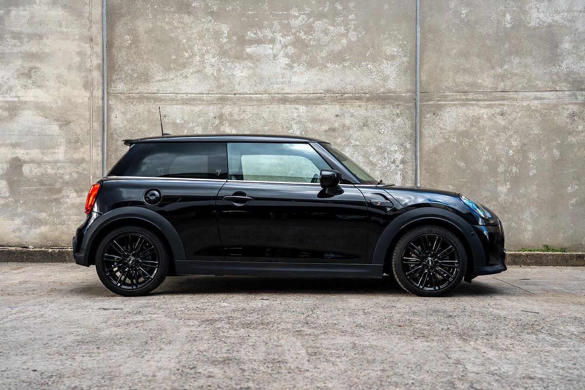 2022 MINI Hatch Cooper S Classic F56 LCI-2