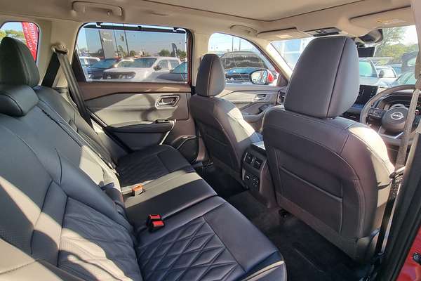 2024 Nissan X-TRAIL Ti-L T33