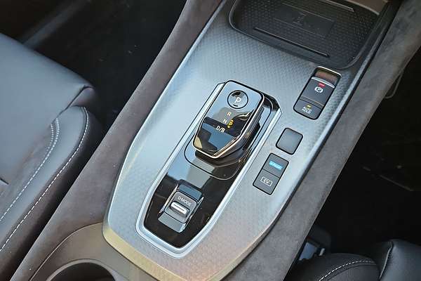 2025 Nissan QASHQAI N-DESIGN e-POWER J12