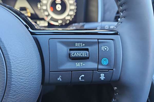 2025 Nissan QASHQAI N-DESIGN e-POWER J12