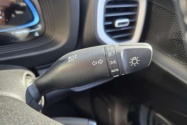 2025 Hyundai Venue Active QX.V5