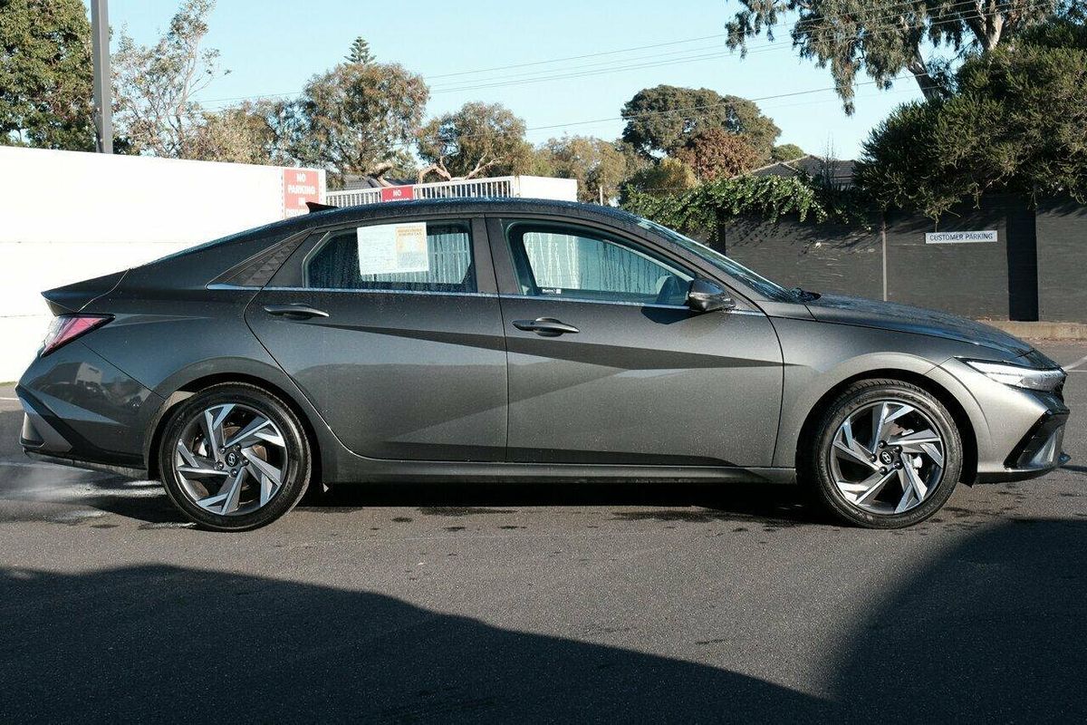2024 Hyundai i30 Premium CN7.V2