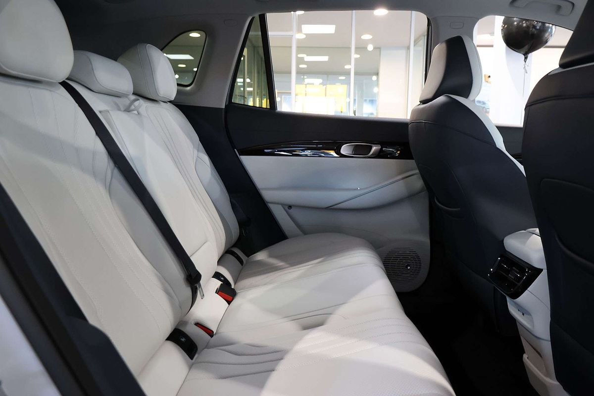 2025 Geely EX5 Inspire E245
