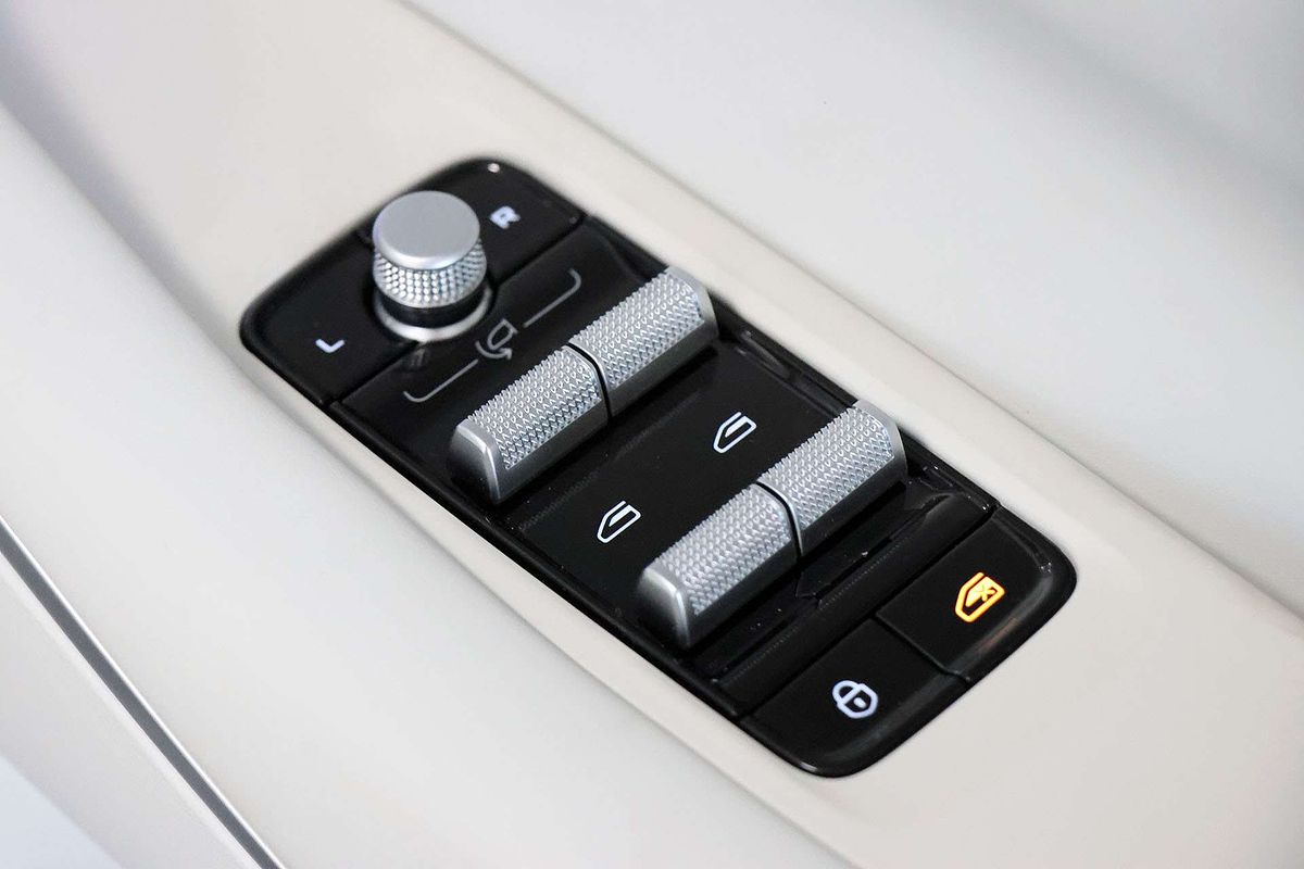 2025 Geely EX5 Inspire E245