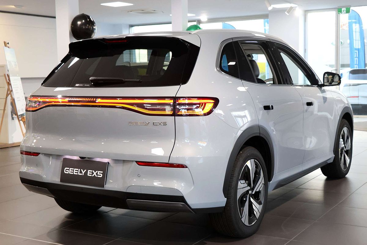 2025 Geely EX5 Inspire E245