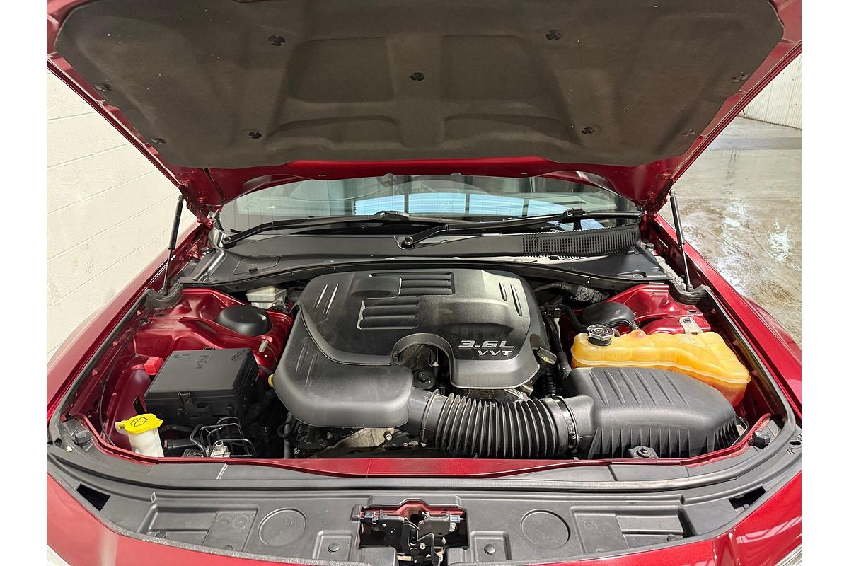 2013 Chrysler 300 C LX