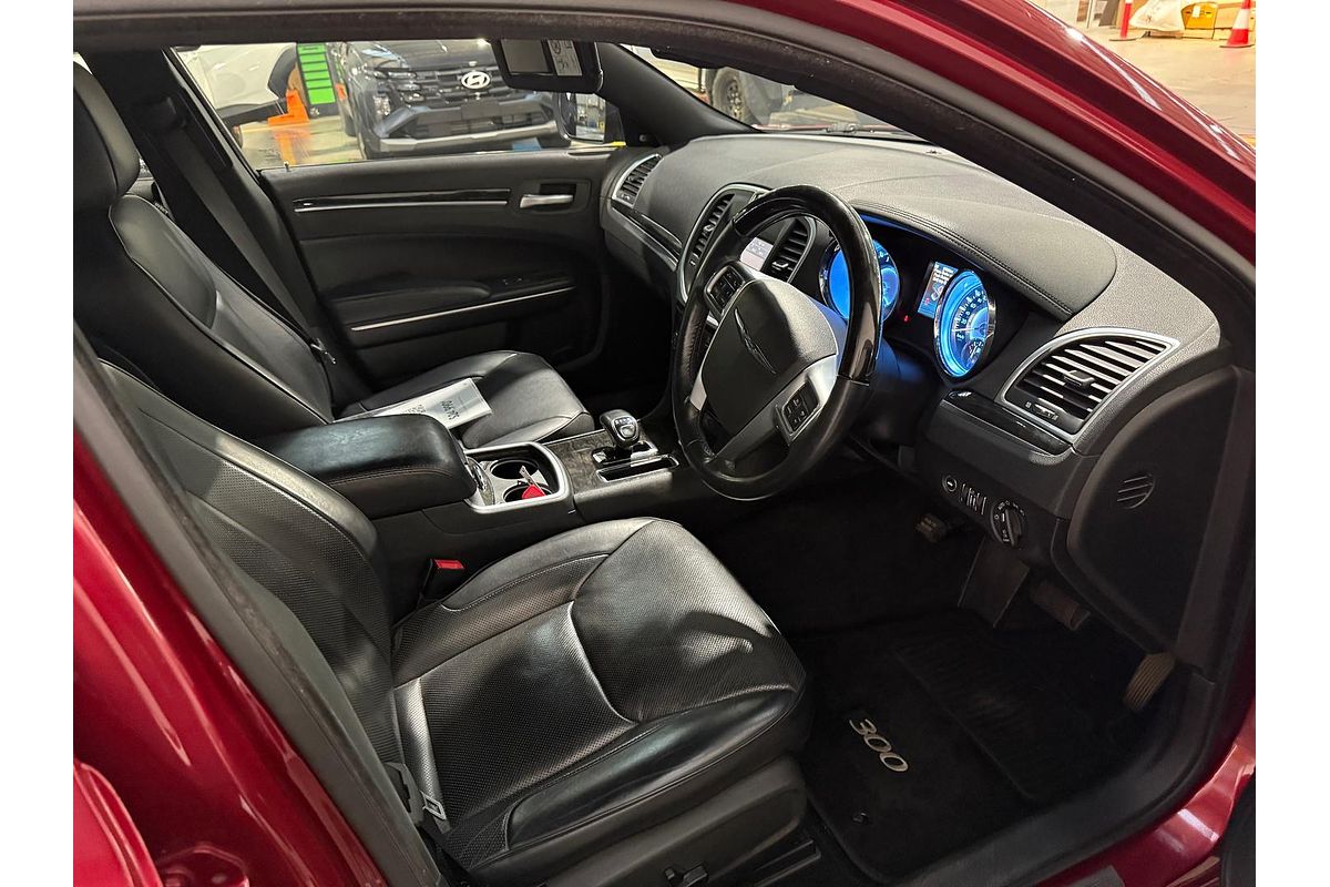 2013 Chrysler 300 C LX