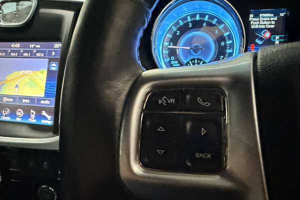 2013 Chrysler 300 C LX
