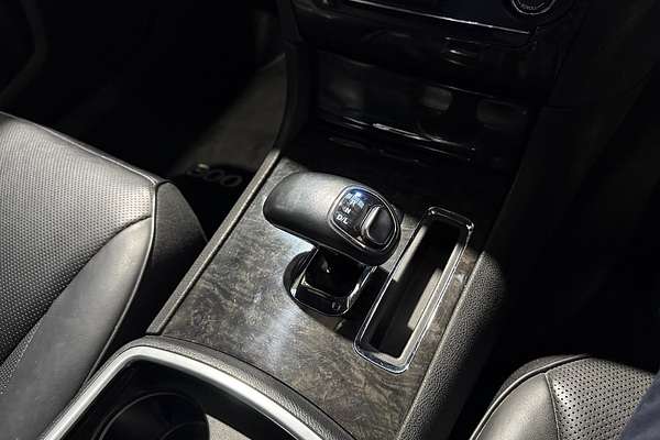 2013 Chrysler 300 C LX