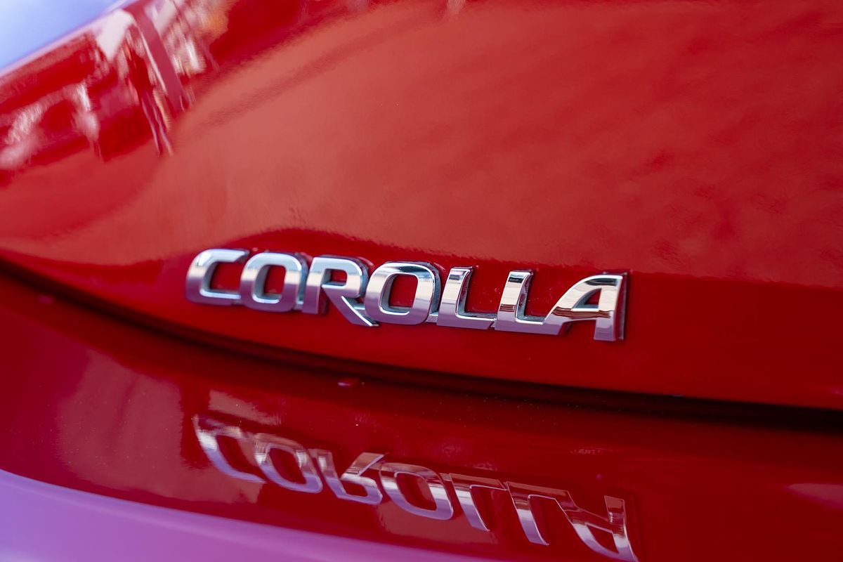 2021 Toyota Corolla SX Hybrid ZWE211R