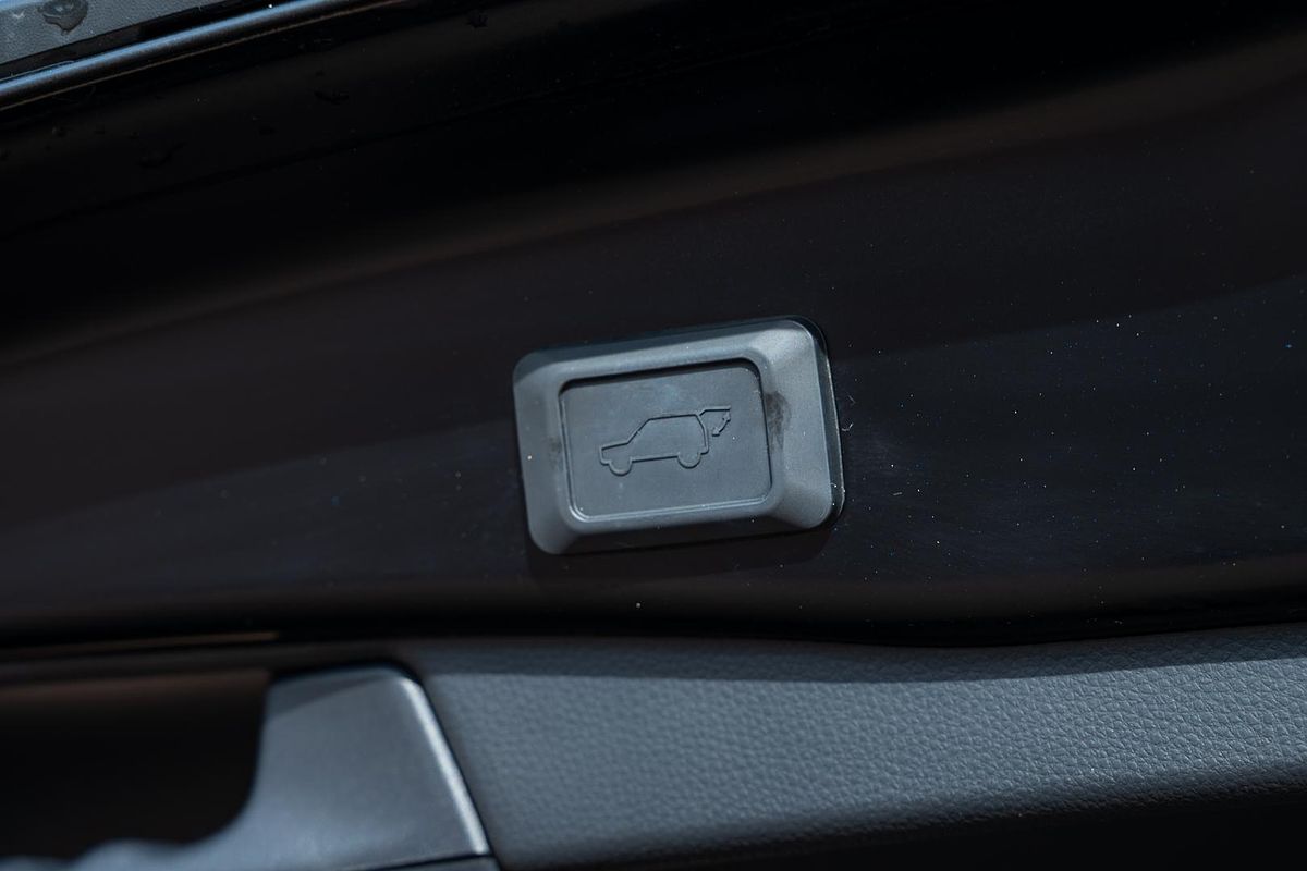 2021 Toyota RAV4 Cruiser AXAH54R