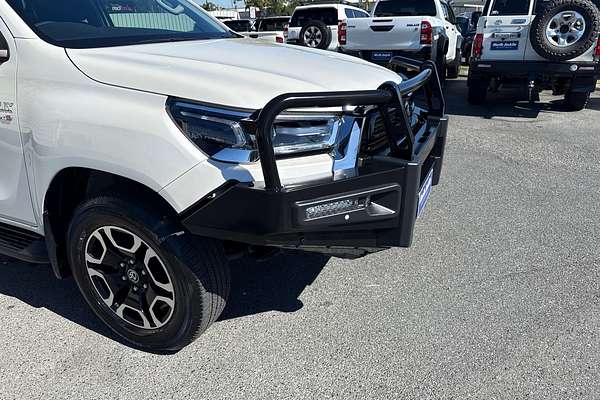 2022 Toyota Hilux SR5 GUN126R 4X4