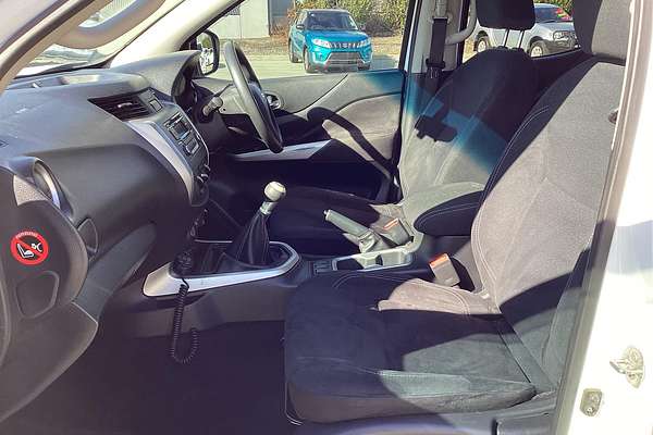 2016 Nissan Navara RX D23 4X4