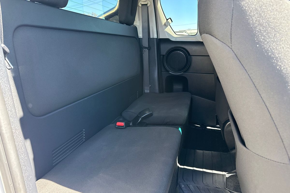 2022 Toyota Hilux SR5 GUN126R 4X4