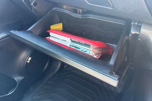 2022 Toyota Hilux SR5 GUN126R 4X4
