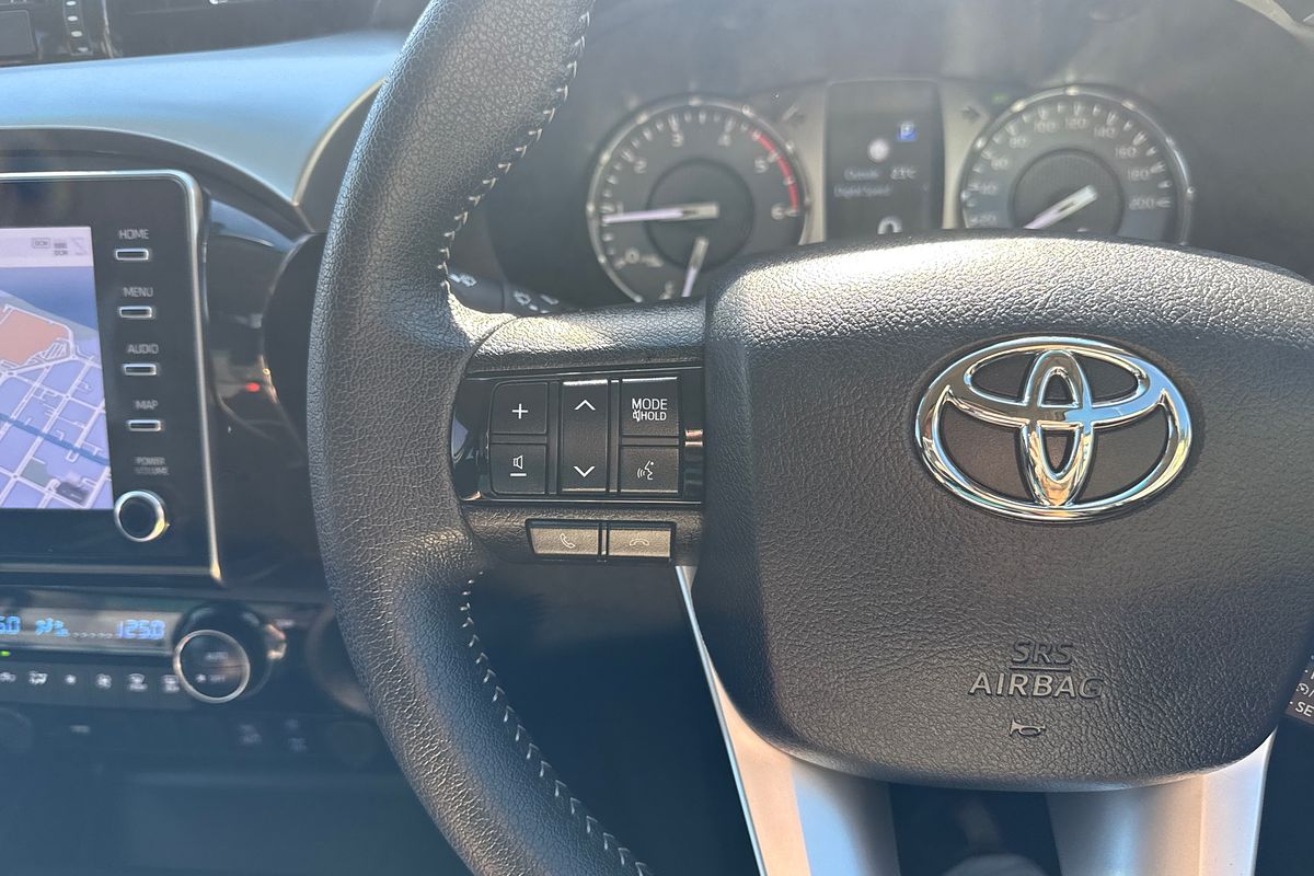 2022 Toyota Hilux SR5 GUN126R 4X4