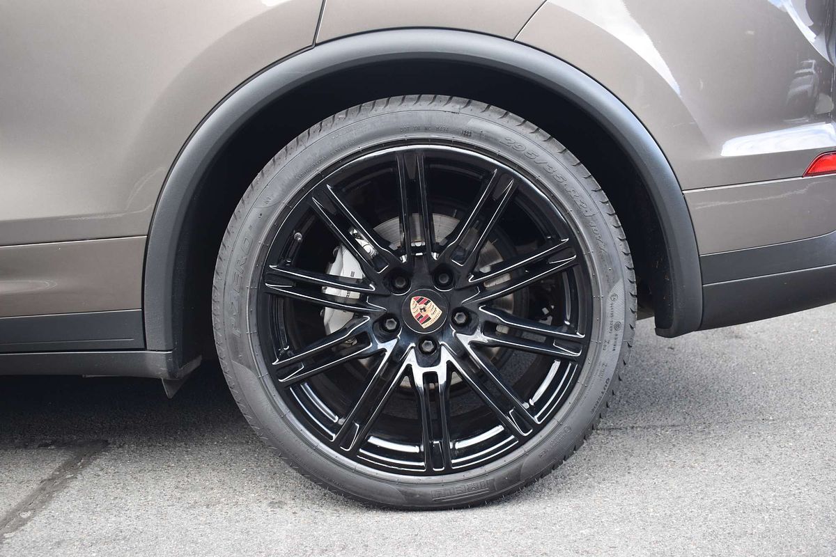 2014 Porsche Cayenne S Diesel 92A