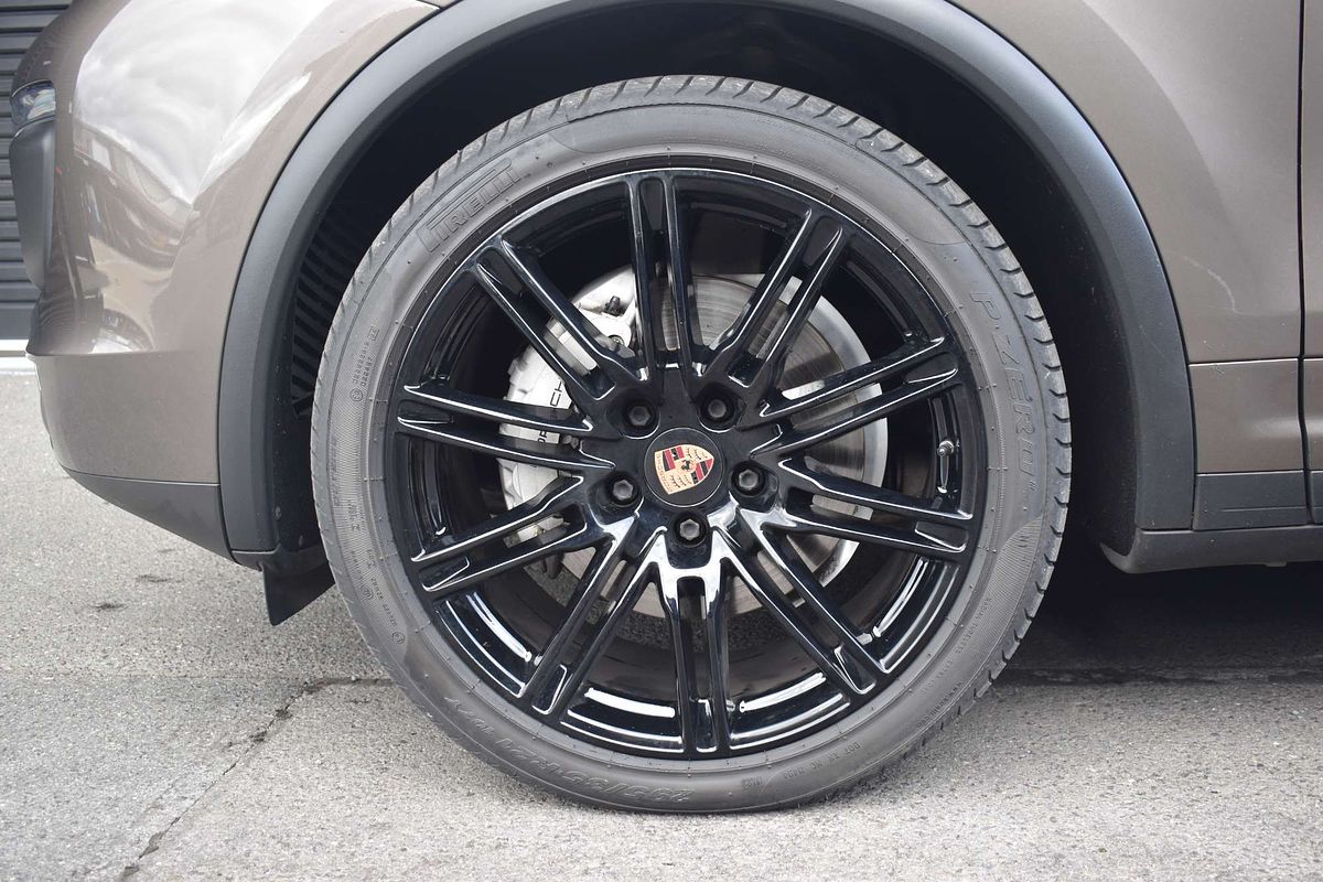 2014 Porsche Cayenne S Diesel 92A