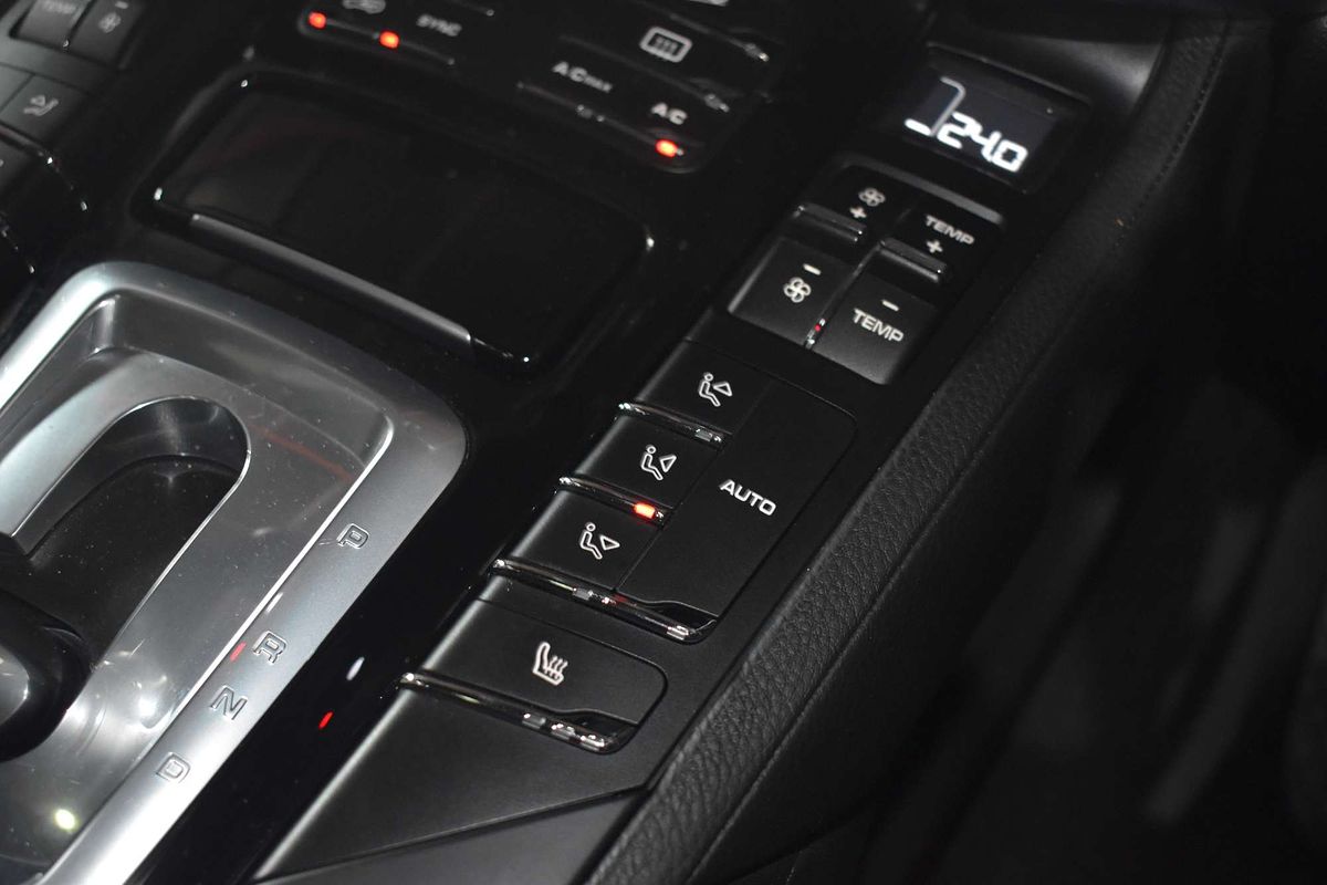 2014 Porsche Cayenne S Diesel 92A