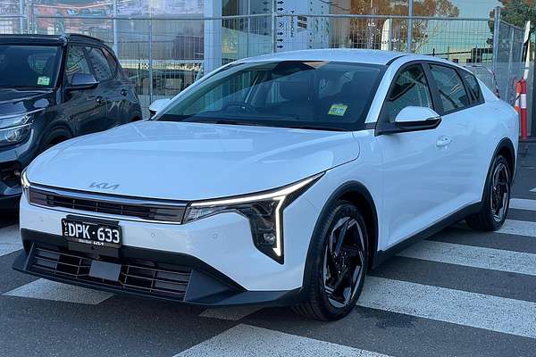 2025 Kia K4 Sport+ CL4m