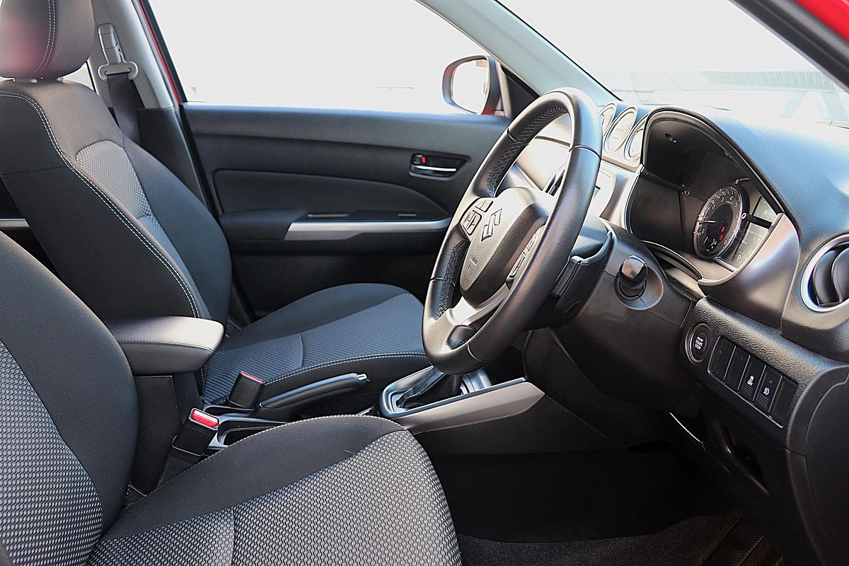 2023 Suzuki Vitara LY Series II