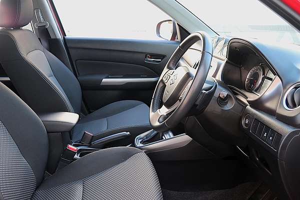 2023 Suzuki Vitara LY Series II