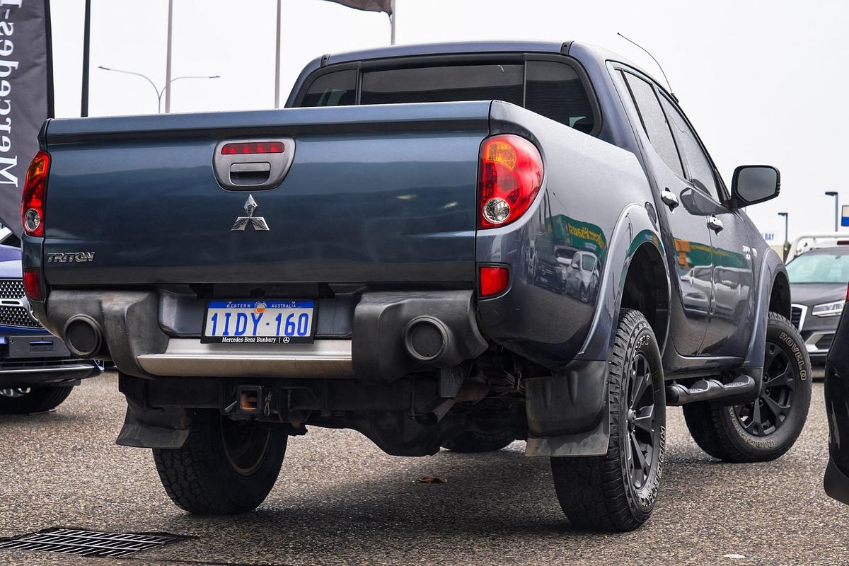 2010 Mitsubishi Triton GLX-R MN 4X4