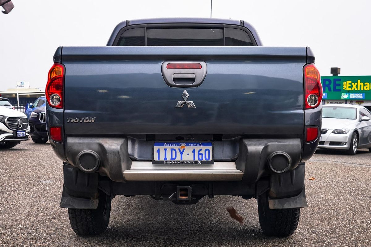 2010 Mitsubishi Triton GLX-R MN 4X4