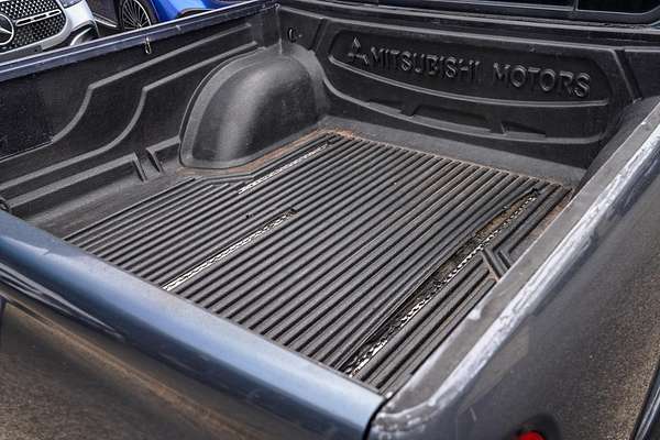 2010 Mitsubishi Triton GLX-R MN 4X4