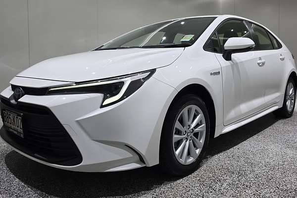 2024 Toyota COROLLA SEDAN HYBRID Corolla Sedan Hybrid Ascent Sport 1.8L Auto CVT ZWE219R