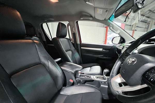2016 Toyota Hilux SR5 GUN126R 4X4