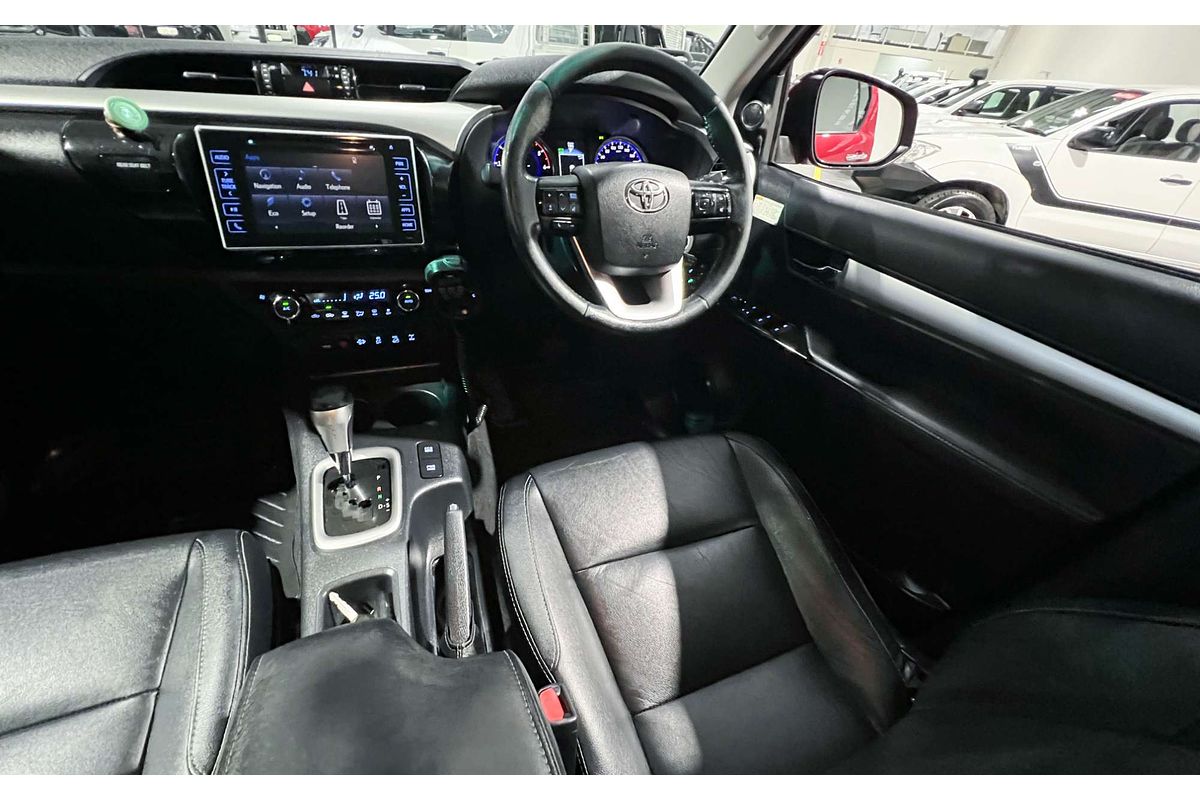 2016 Toyota Hilux SR5 GUN126R 4X4