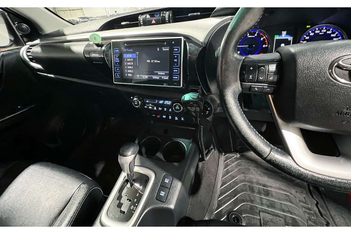2016 Toyota Hilux SR5 GUN126R 4X4