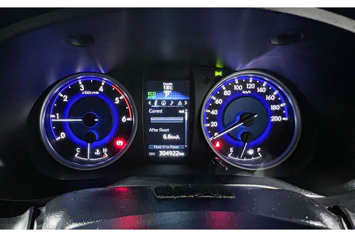 2016 Toyota Hilux SR5 GUN126R 4X4