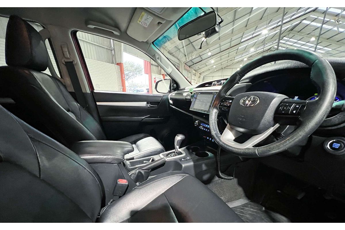 2016 Toyota Hilux SR5 GUN126R 4X4