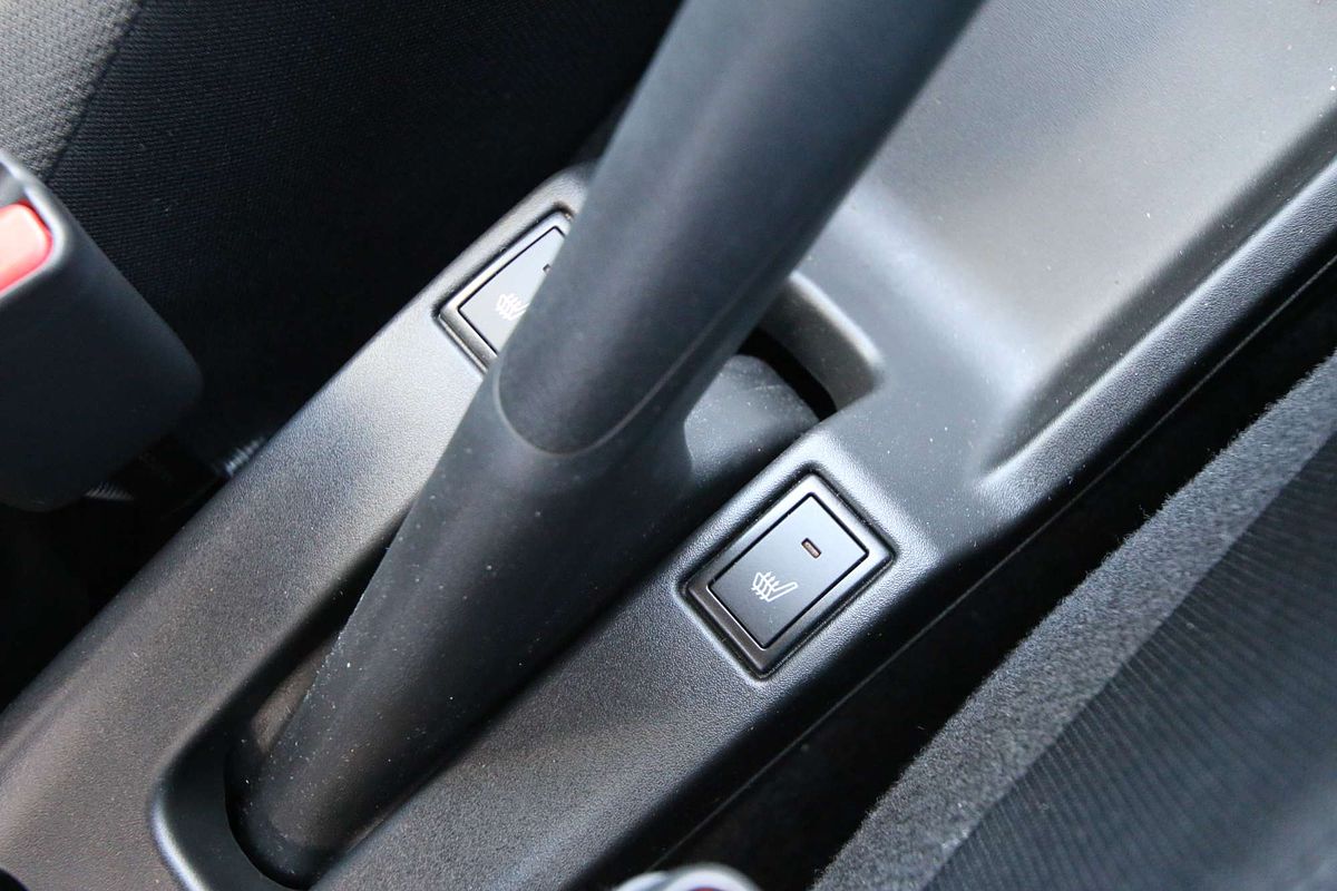 2024 Suzuki Swift Hybrid GLX UZ